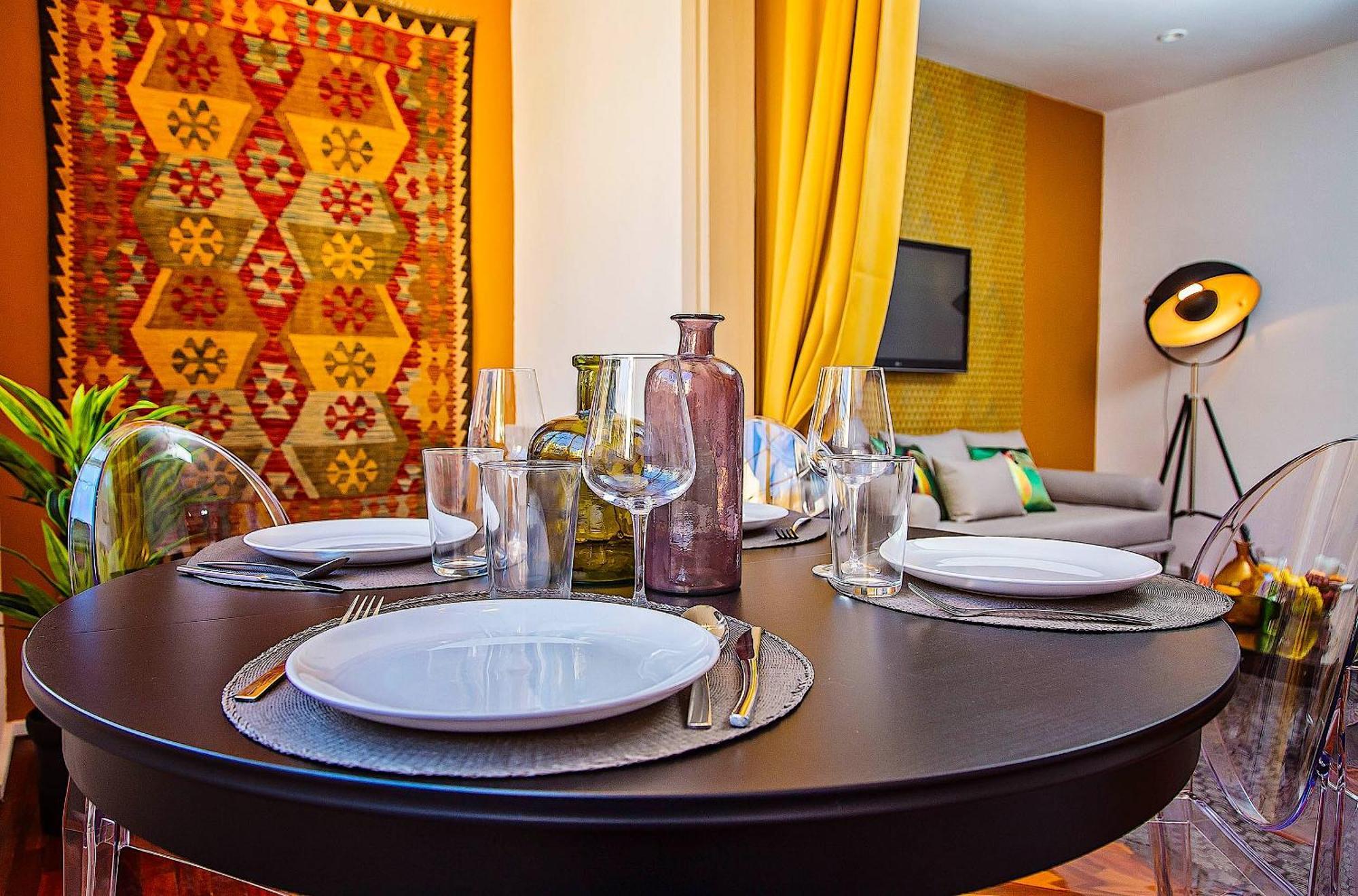 Sweett - Dali Apartment Gracia Barcelona Bagian luar foto
